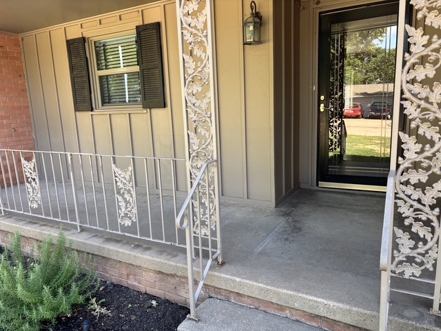 1309 De Soto St #NA - Photo 2 of 36