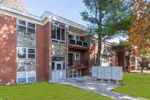 featured image of 204 Cleveland St #14