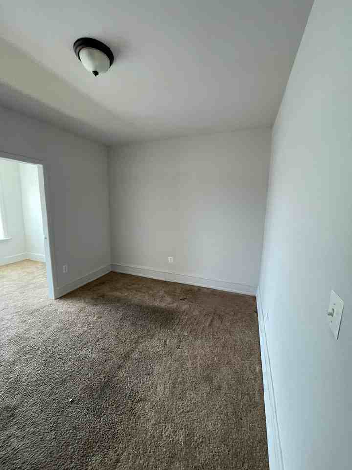 6007 Spruce St #2 - Photo 6 of 18
