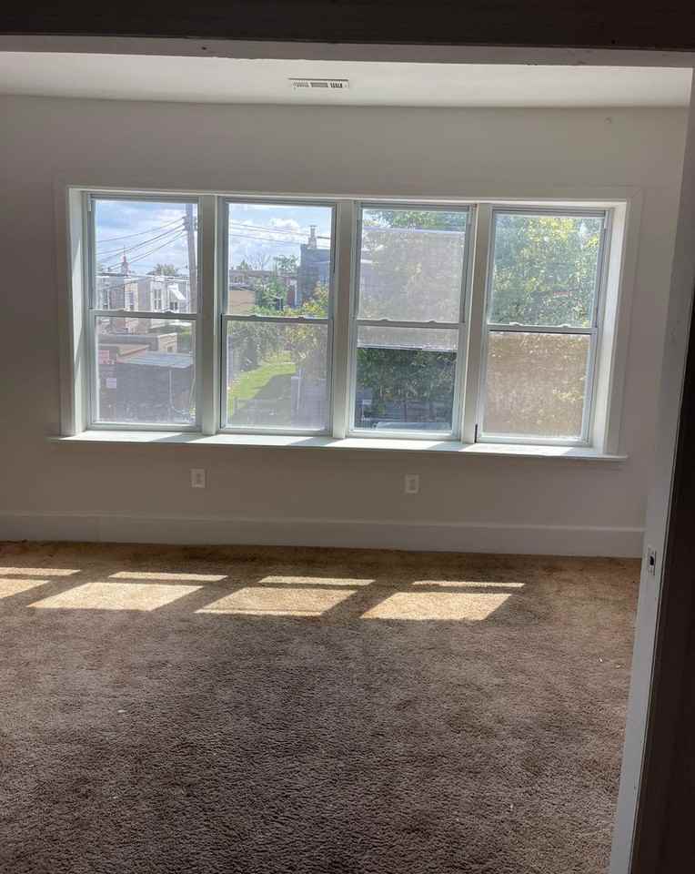 6007 Spruce St #2 - Photo 7 of 18