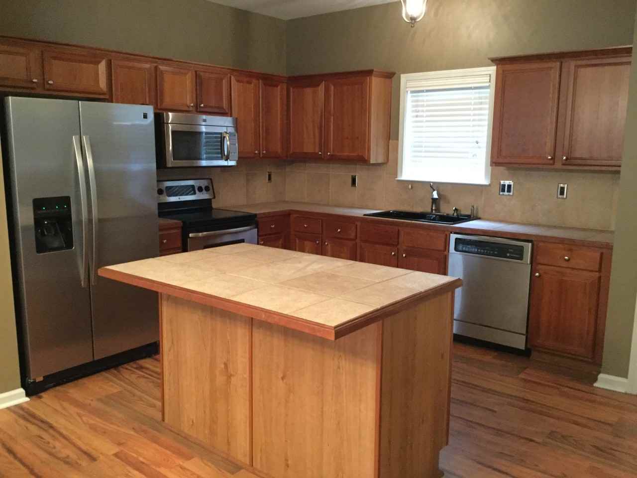 1151 Harbor River Cv #NA - Photo 2 of 9
