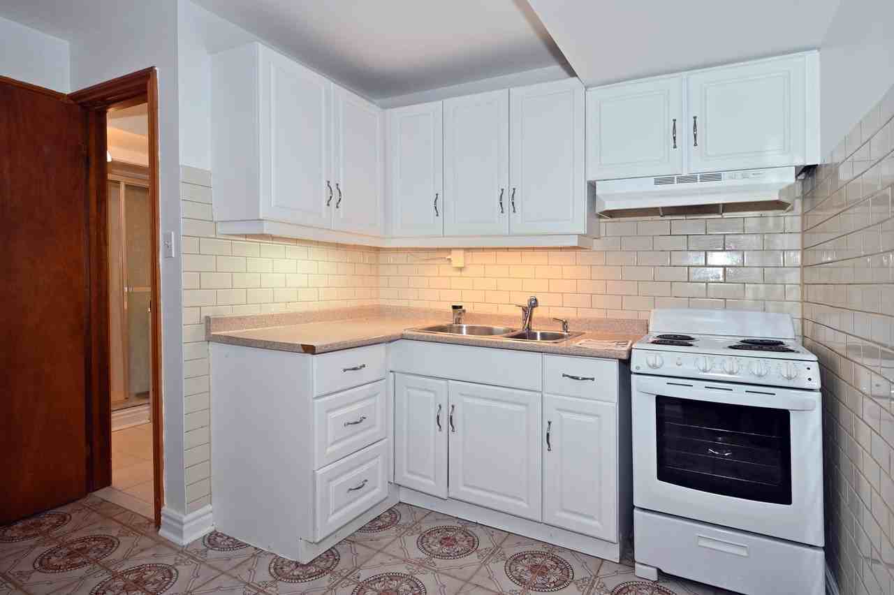 20 Bush Dr - Photo 2 of 17
