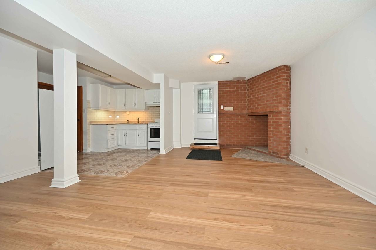 20 Bush Dr - Photo 3 of 17