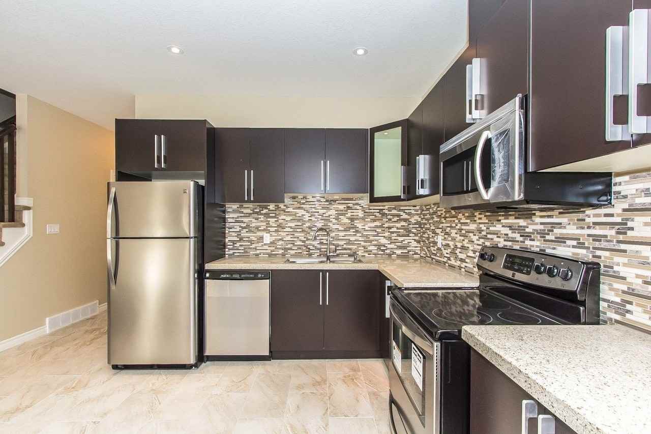 93 Gage Ave - Photo 2 of 17