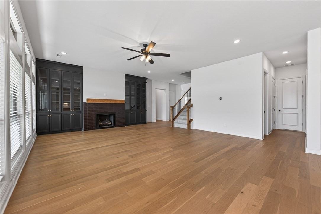 8900 W Comet Dr - Photo 4 of 38