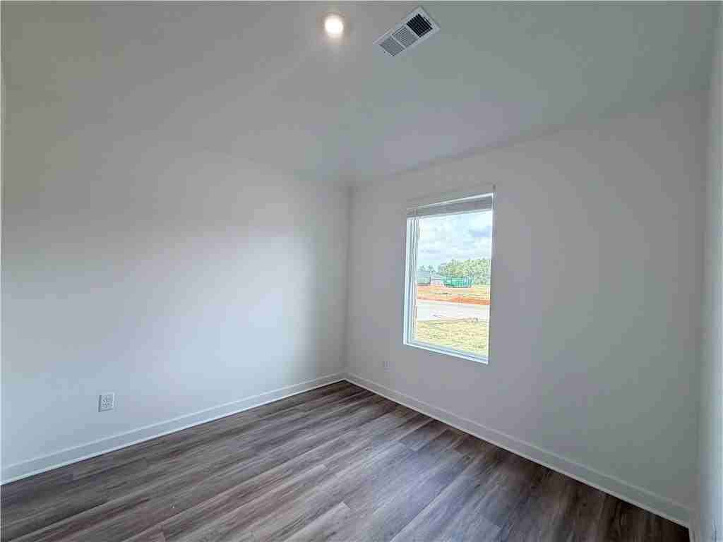 4227 Orchid Avenue - Photo 4 of 18