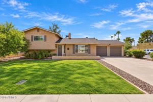 featured image of 919 E La Jolla Dr