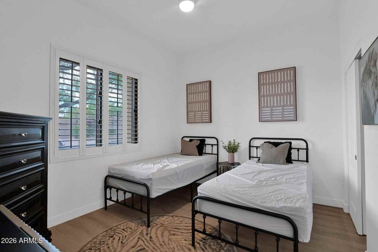 10923 N 117th Pl - Photo 5 of 25