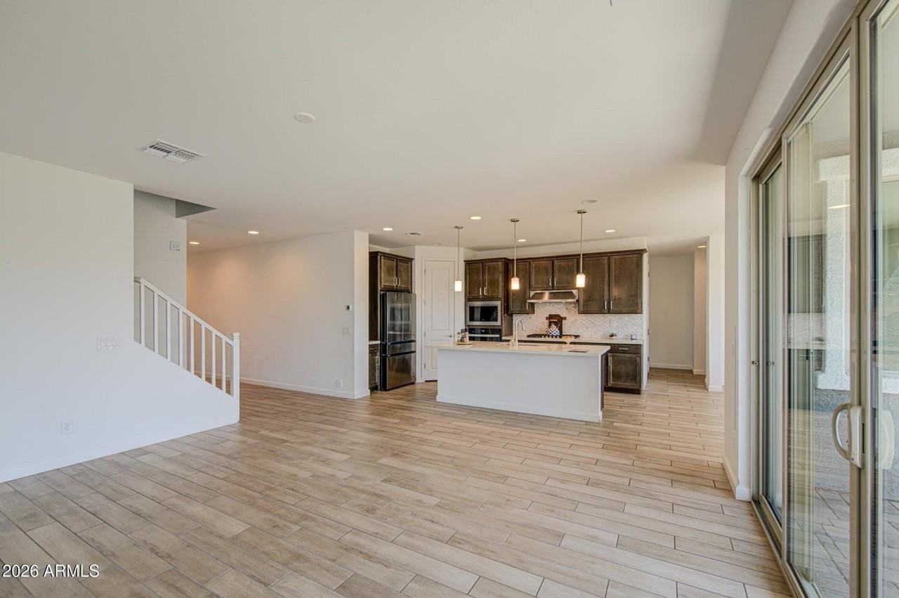 11341 E Ulysses Ave - Photo 2 of 50
