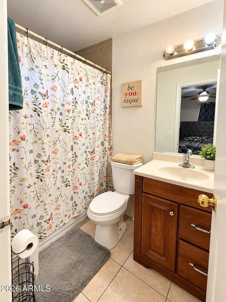 8634 W Mariposa Dr - Photo 5 of 8