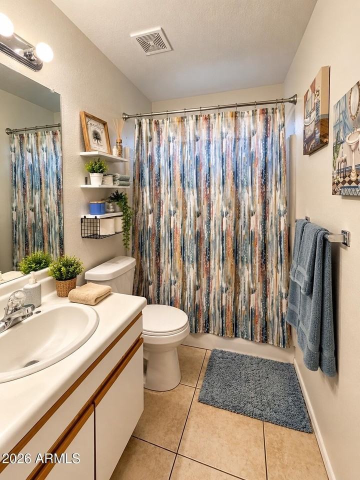 8634 W Mariposa Dr - Photo 6 of 8