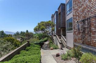 521 Seaver Dr - Photo 1 of 1