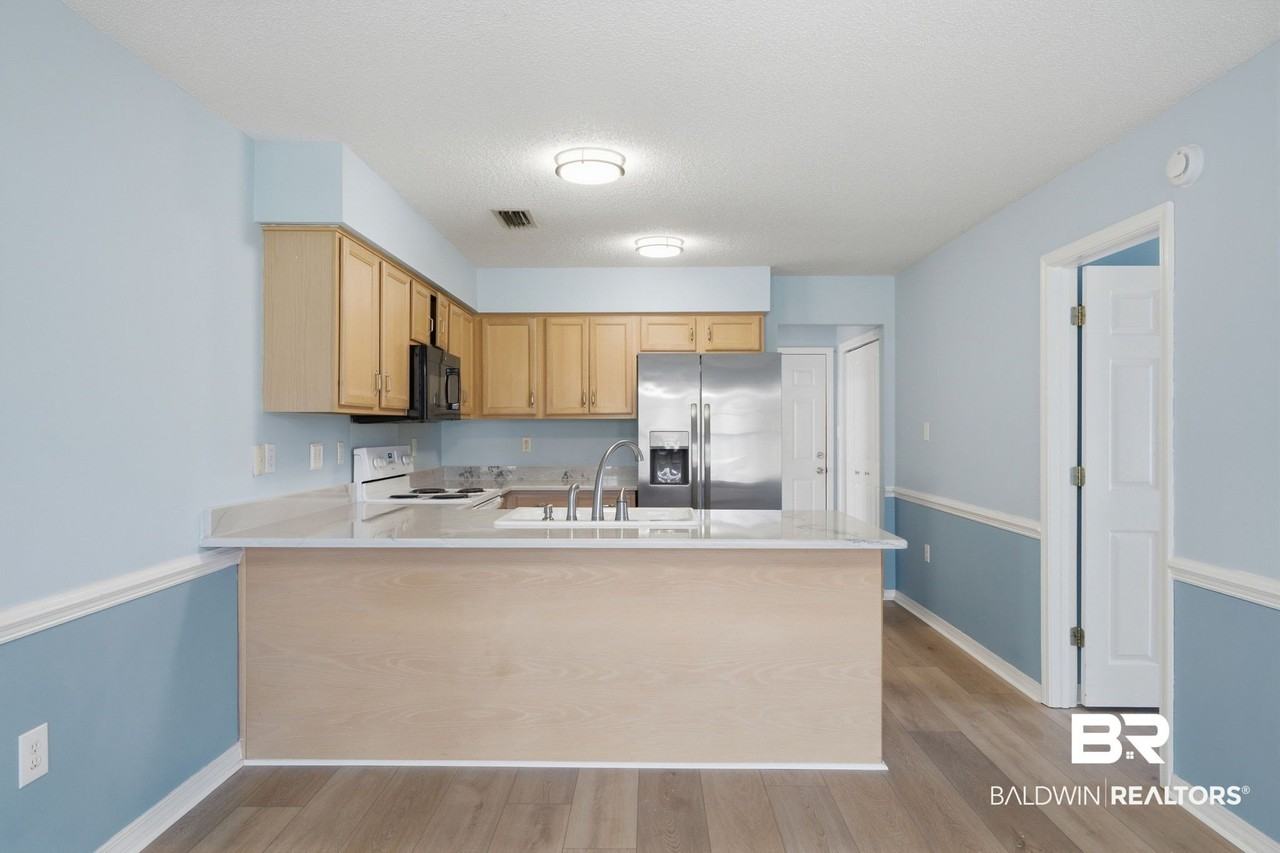 808 Azalea Trace Dr - Photo 7 of 30