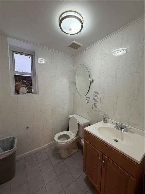 3065 Brighton 13th St - Photo 3 of 13