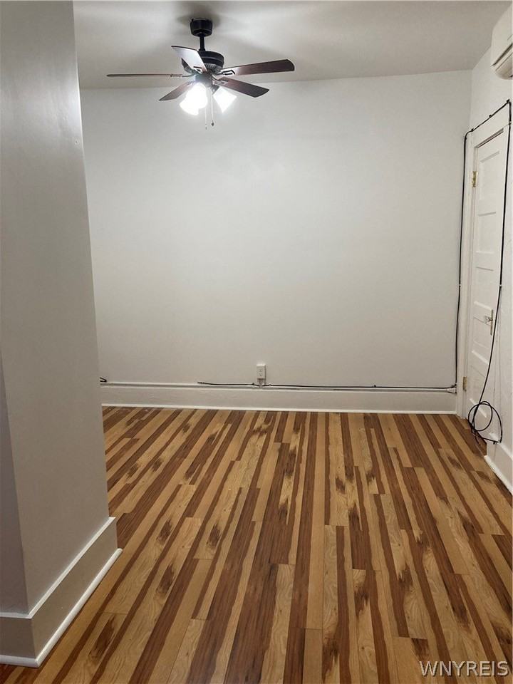 76 Tracy St #2 - Photo 4 of 7