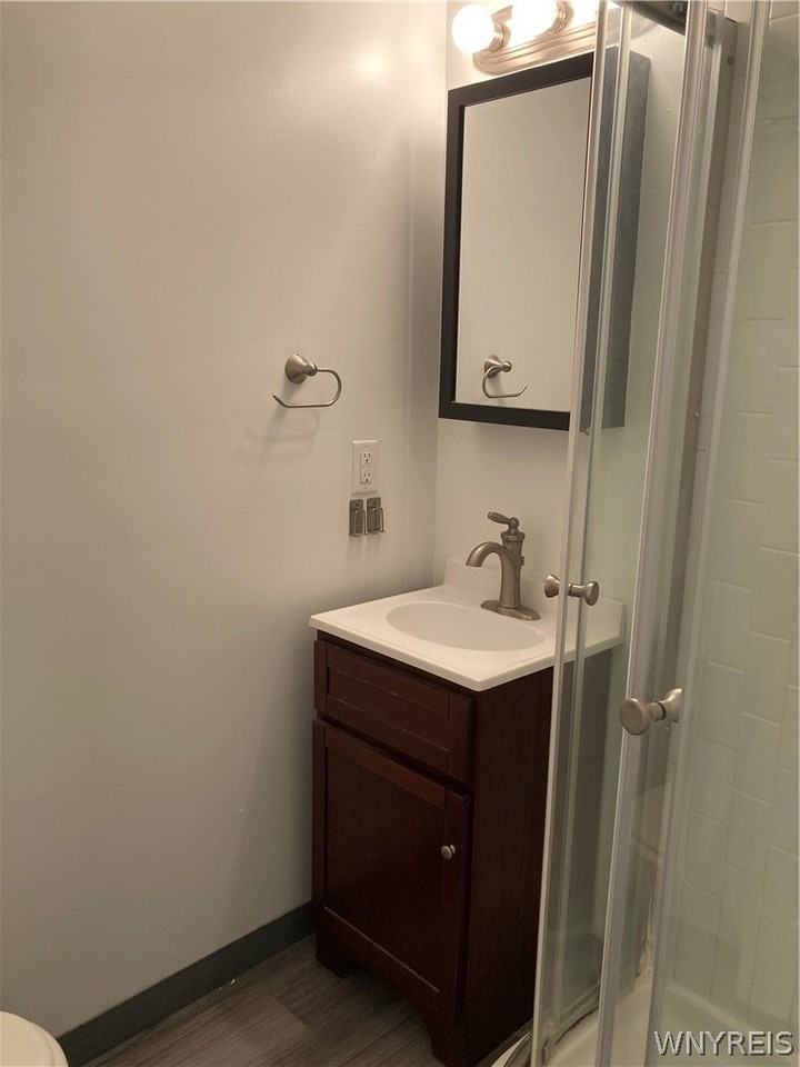 76 Tracy St #2 - Photo 7 of 7
