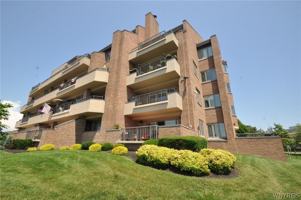 featured image of 40 Waterfront Cir #406A