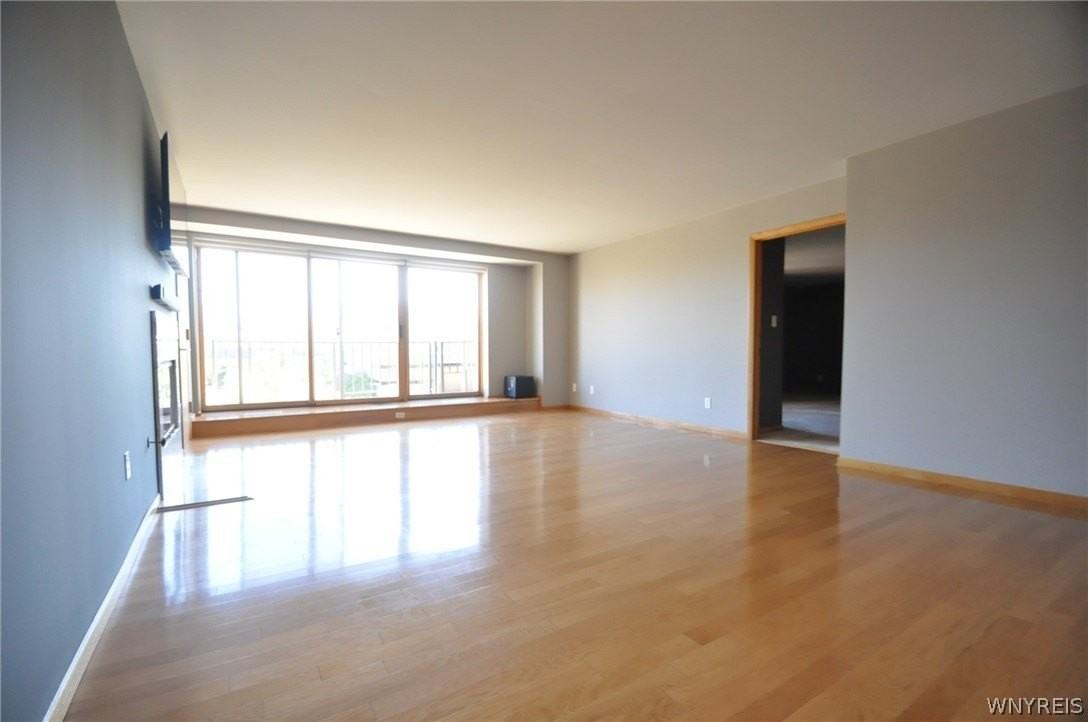 40 Waterfront Cir #406A - Photo 7 of 25