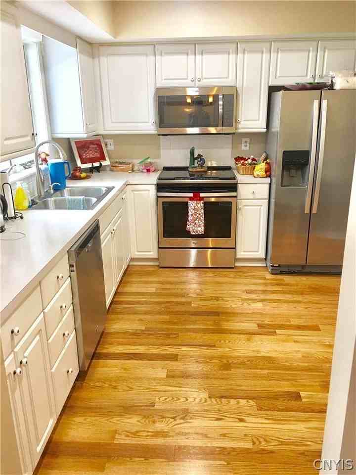 69 Midlake Cir - Photo 3 of 11