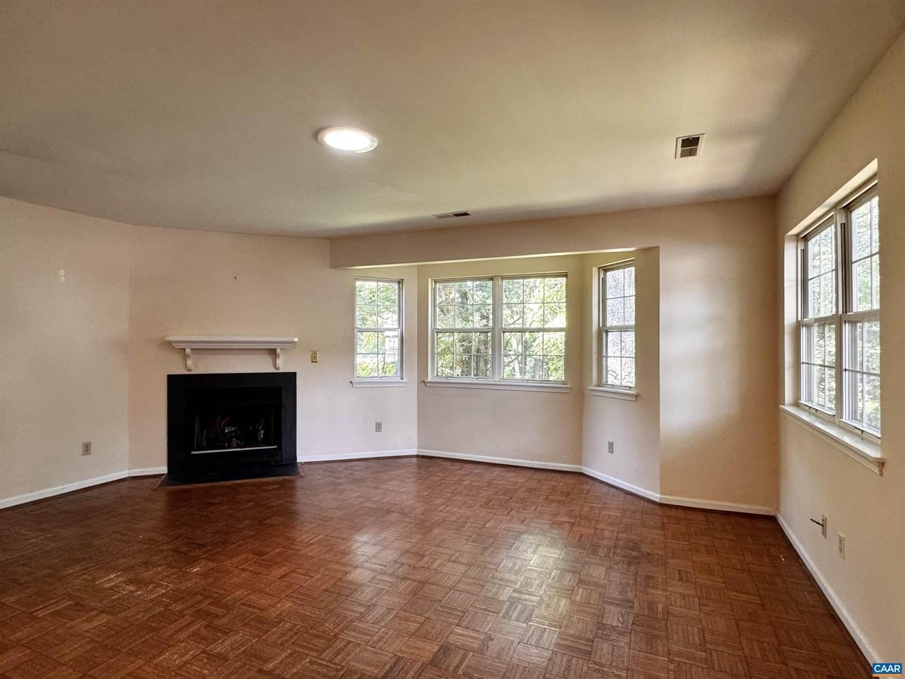 1176 Rose Arbor Ct - Photo 2 of 26