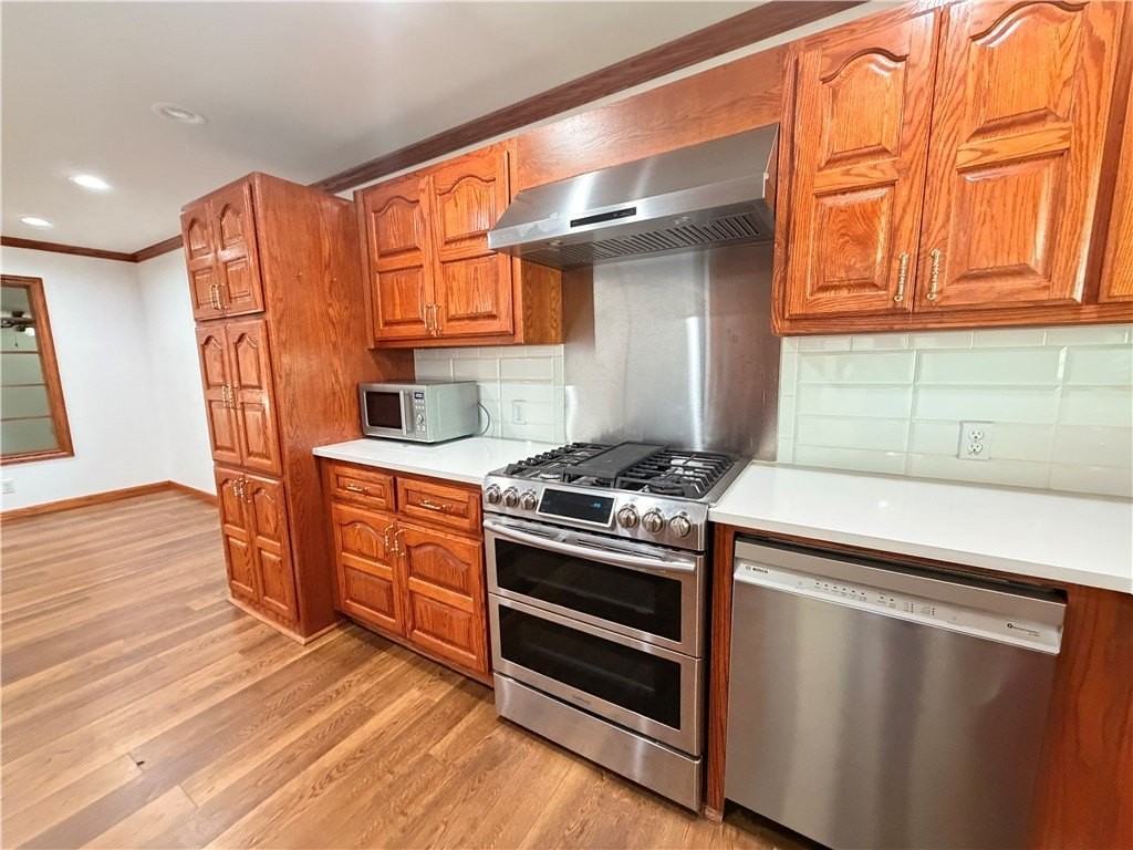 216 Broadway Blvd - Photo 4 of 45