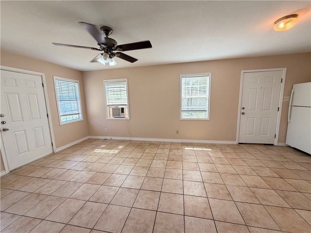 322 N 7th St - Photo 6 of 18
