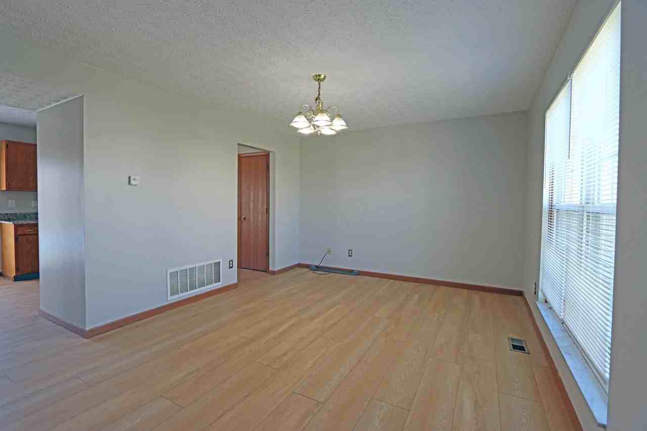 4897 Nieles Edge Dr - Photo 4 of 42
