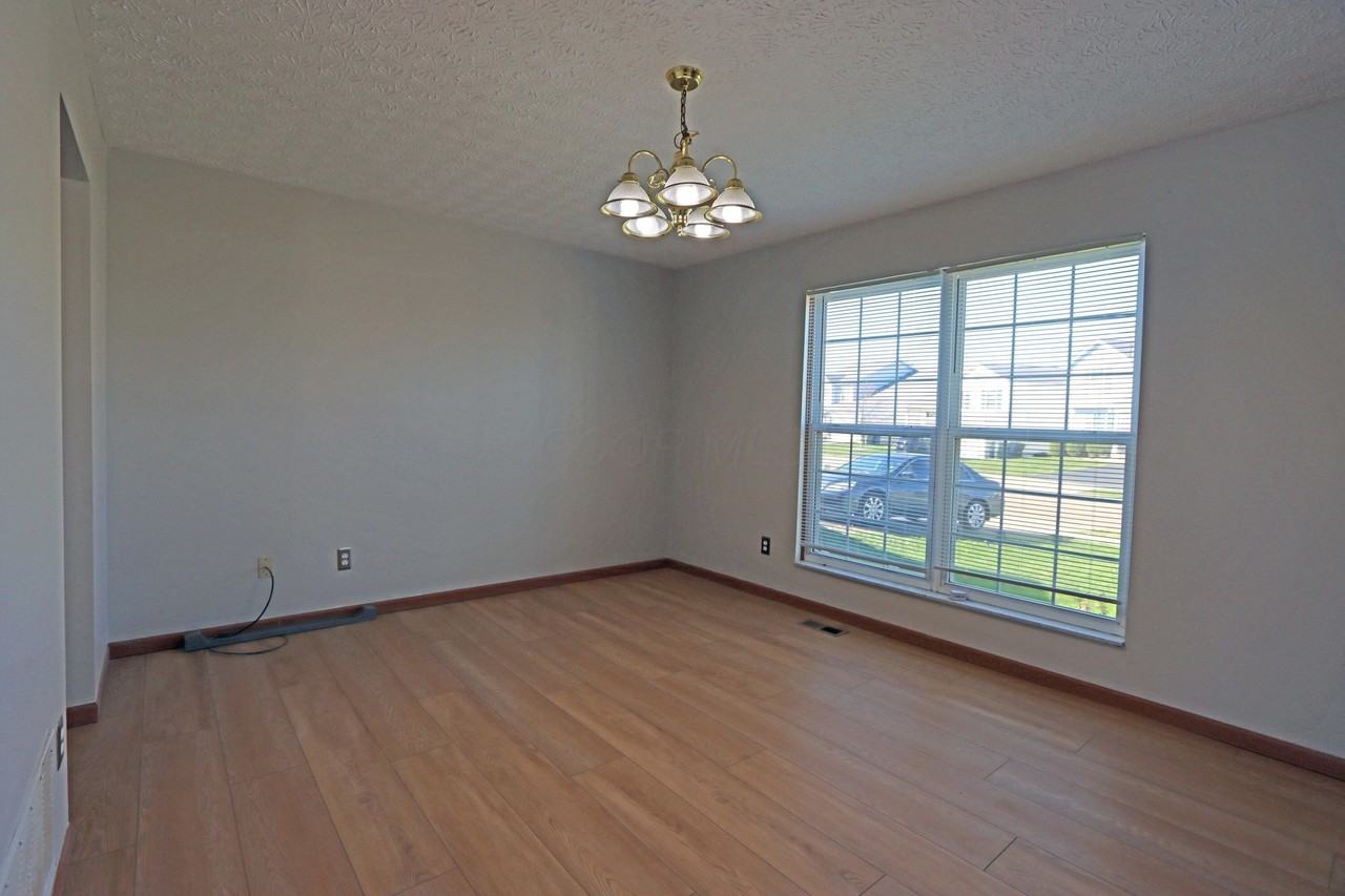 4897 Nieles Edge Dr - Photo 5 of 42
