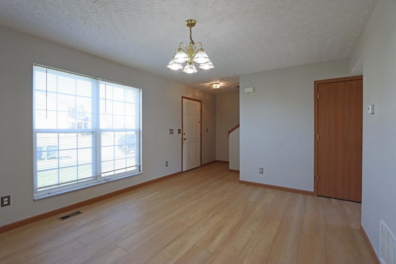 4897 Nieles Edge Dr - Photo 7 of 42
