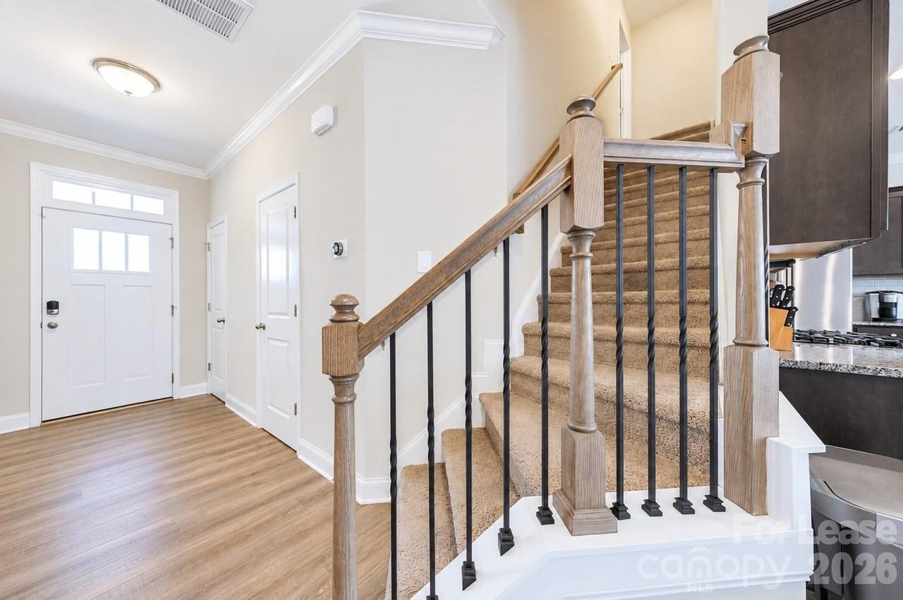 7124 Harris Bay Rd - Photo 7 of 19