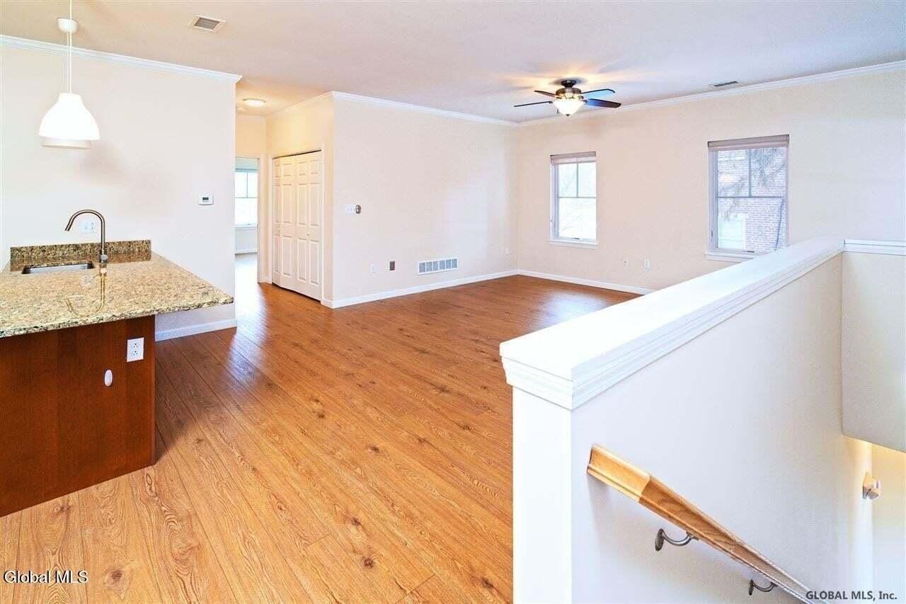227 Washington St #2A - Photo 7 of 13
