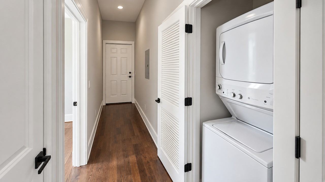 2024 S Ashland Ave #2 - Photo 7 of 15