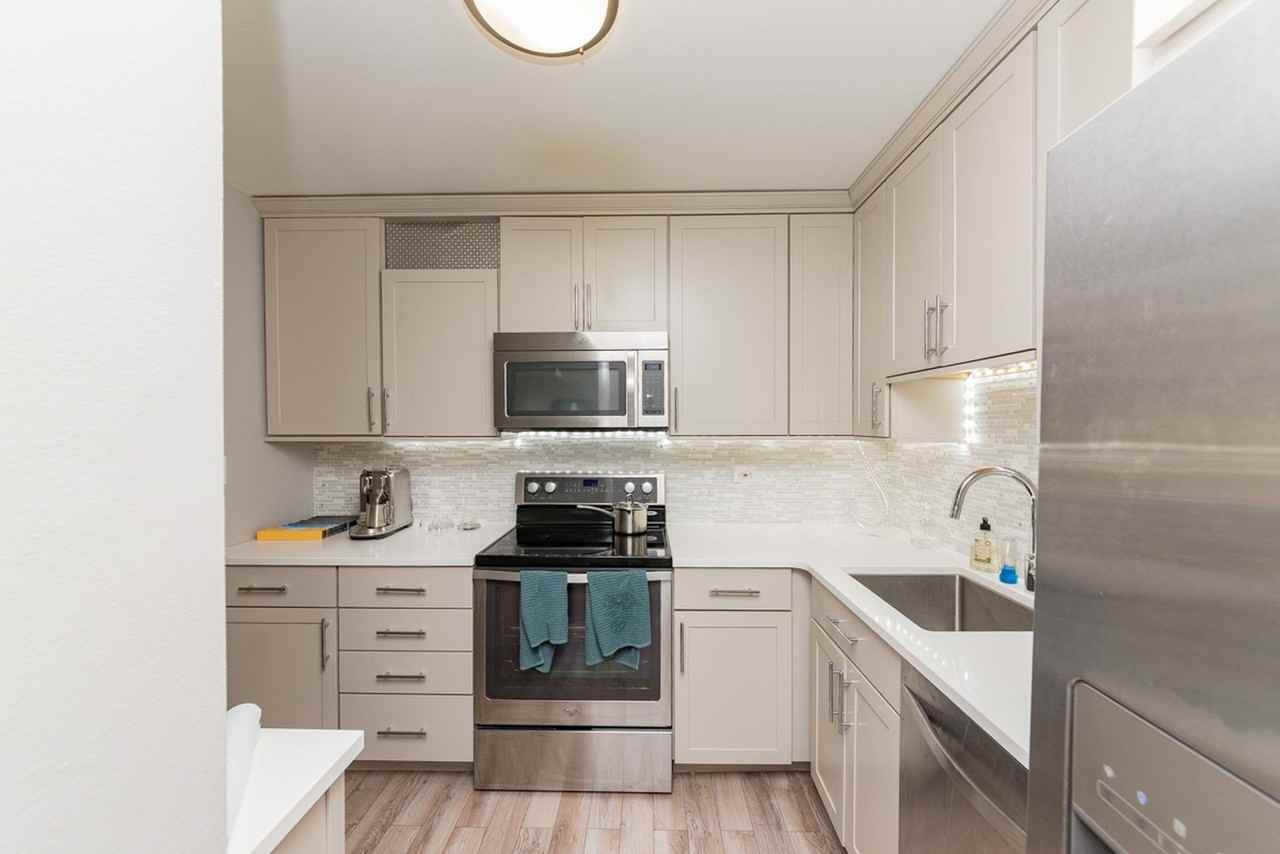 211 E Ohio St #618 - Photo 3 of 20