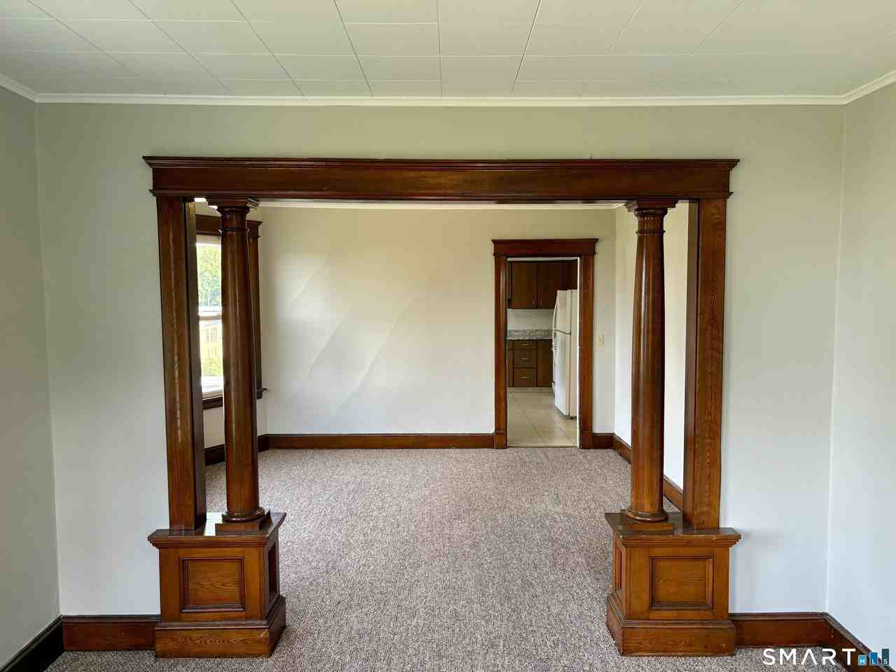 37 Hungerford Ave - Photo 5 of 15