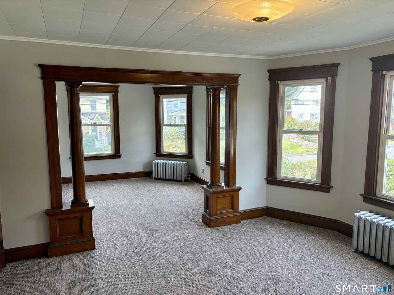 37 Hungerford Ave - Photo 6 of 15