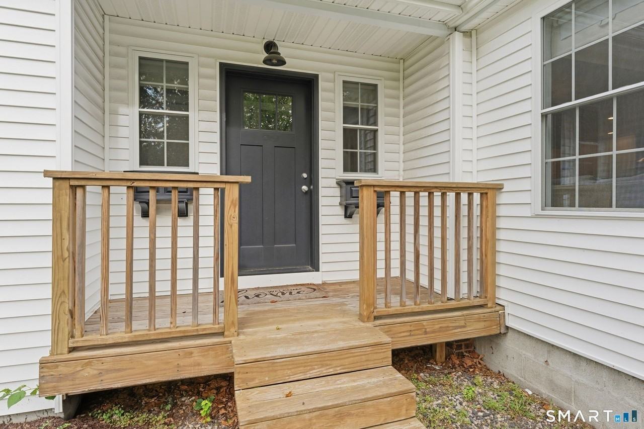 41 Canal St - Photo 2 of 27