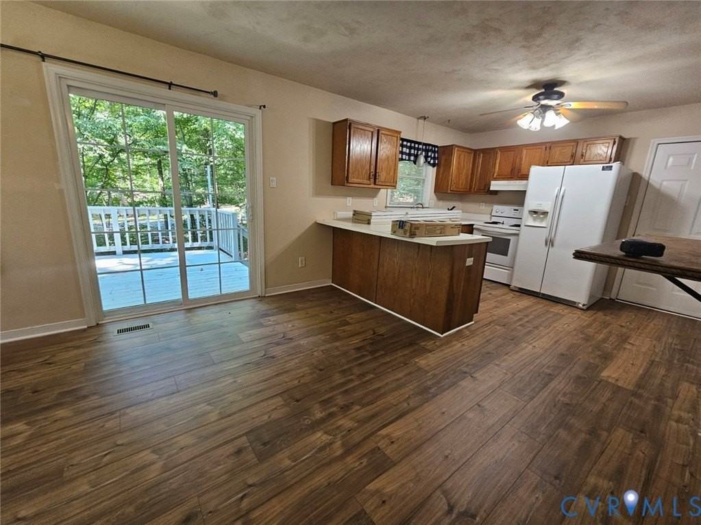 3317 Seven Oaks Ter - Photo 4 of 9