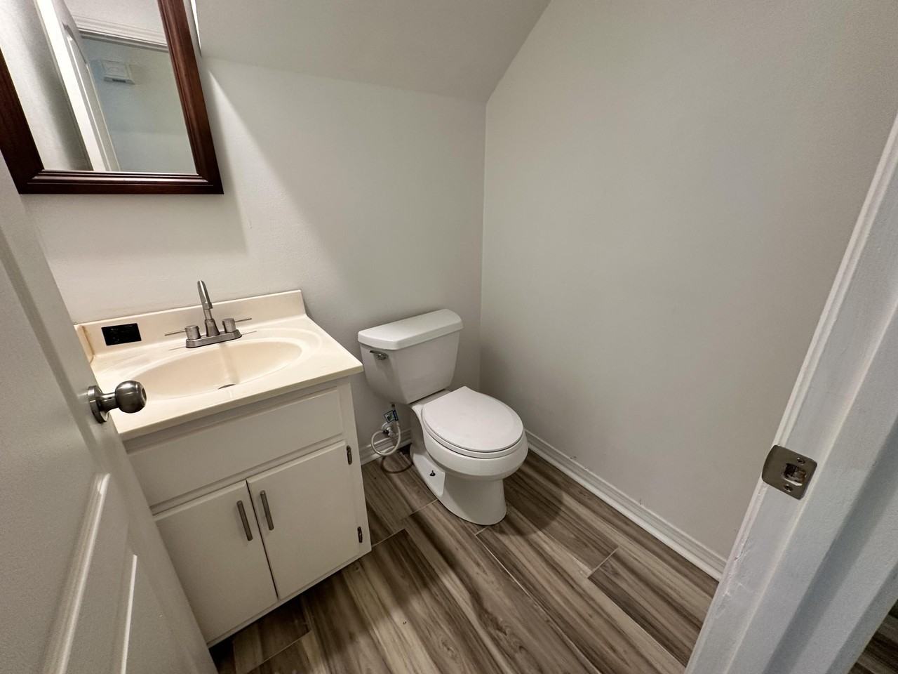 308 Island Dr - Photo 7 of 15