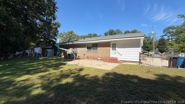 750 Burgoyne Dr - Photo 2 of 13