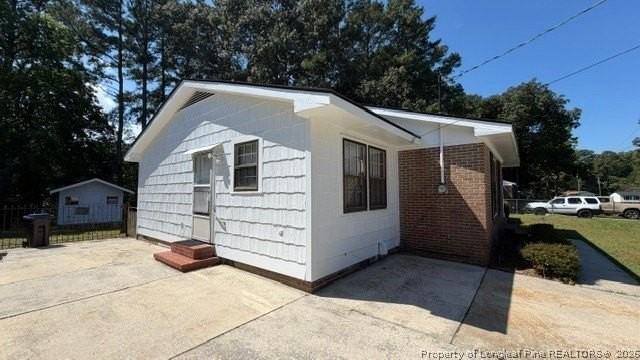 750 Burgoyne Dr - Photo 5 of 13