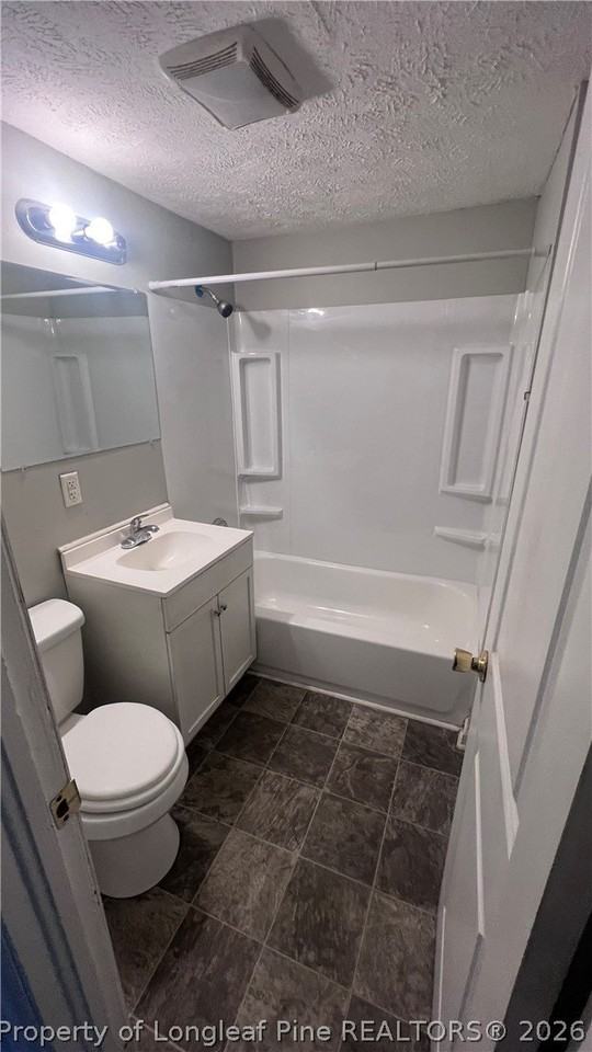 402 Bryan St - Photo 4 of 6