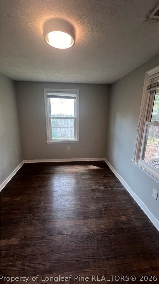 402 Bryan St - Photo 6 of 6
