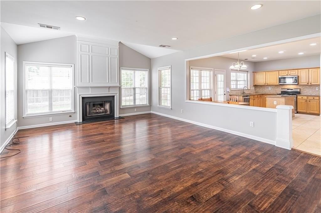 230 Albrighton Ct - Photo 3 of 36