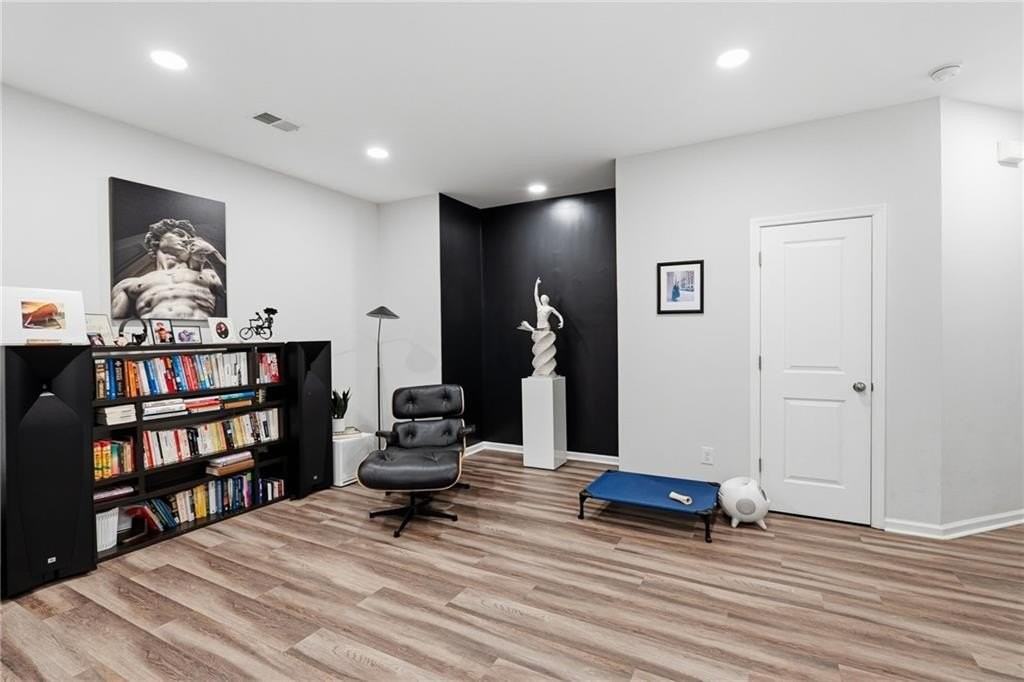 3950 Madison Bridge Dr - Photo 5 of 41