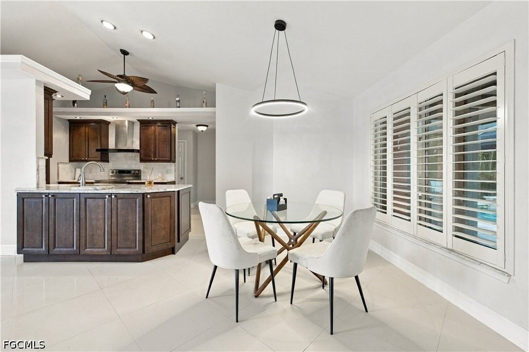 2806 Se 22nd Pl - Photo 6 of 35