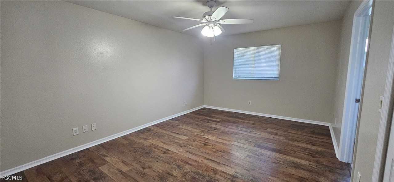 1626 Sw Santa Barbara Pl - Photo 5 of 16