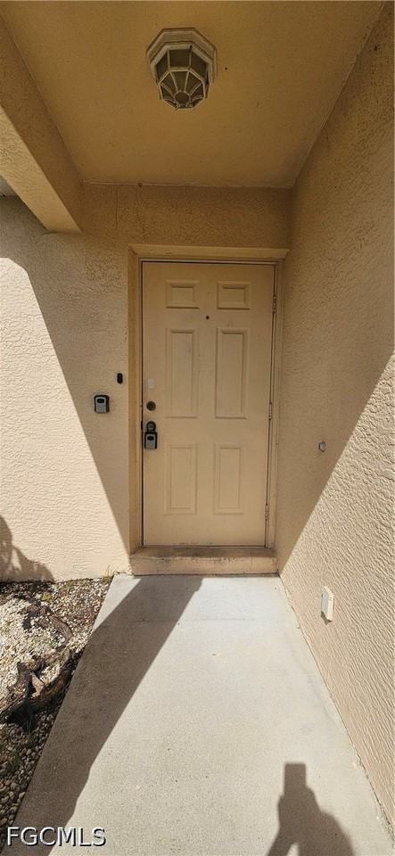 4526 Santa Barbara Blvd - Photo 2 of 22
