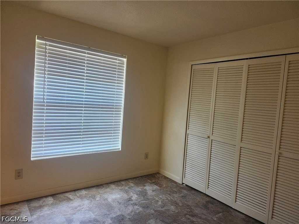19136 Miami Blvd #140 - Photo 4 of 12