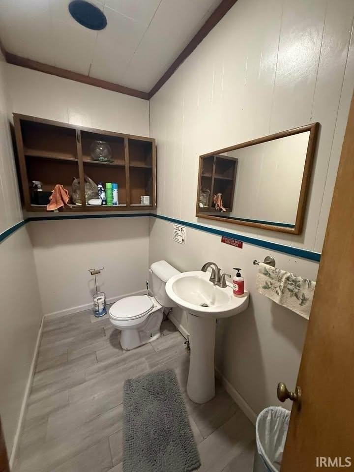 35 W Market St - Photo 2 of 8