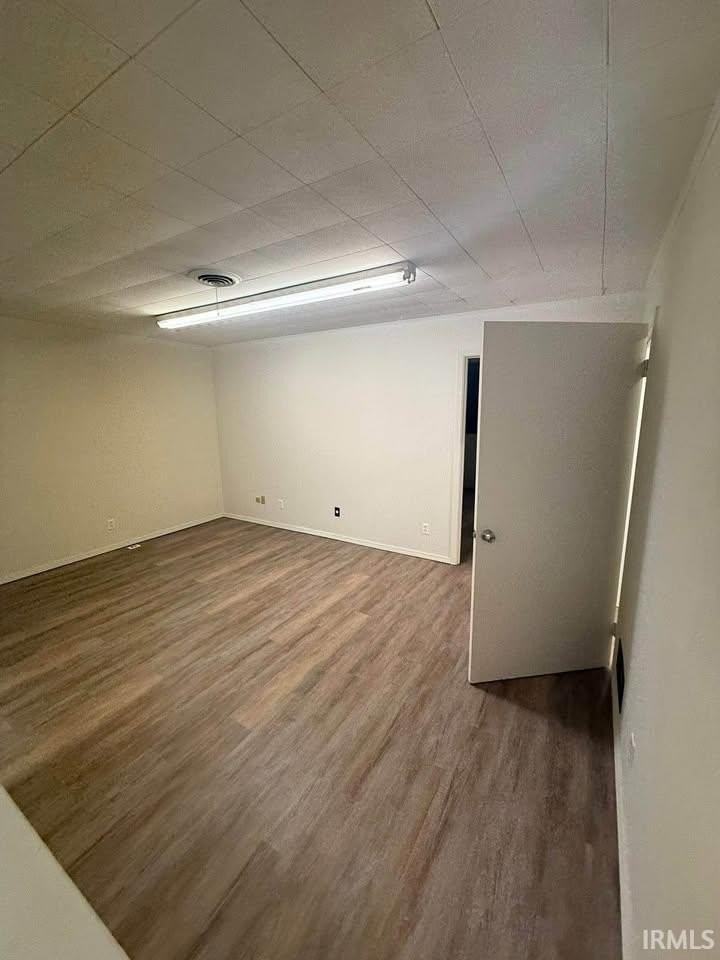 35 W Market St - Photo 6 of 8